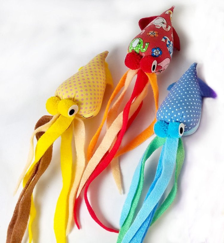 Cat Toys - Tenggo Squid and Crink-A-Fish