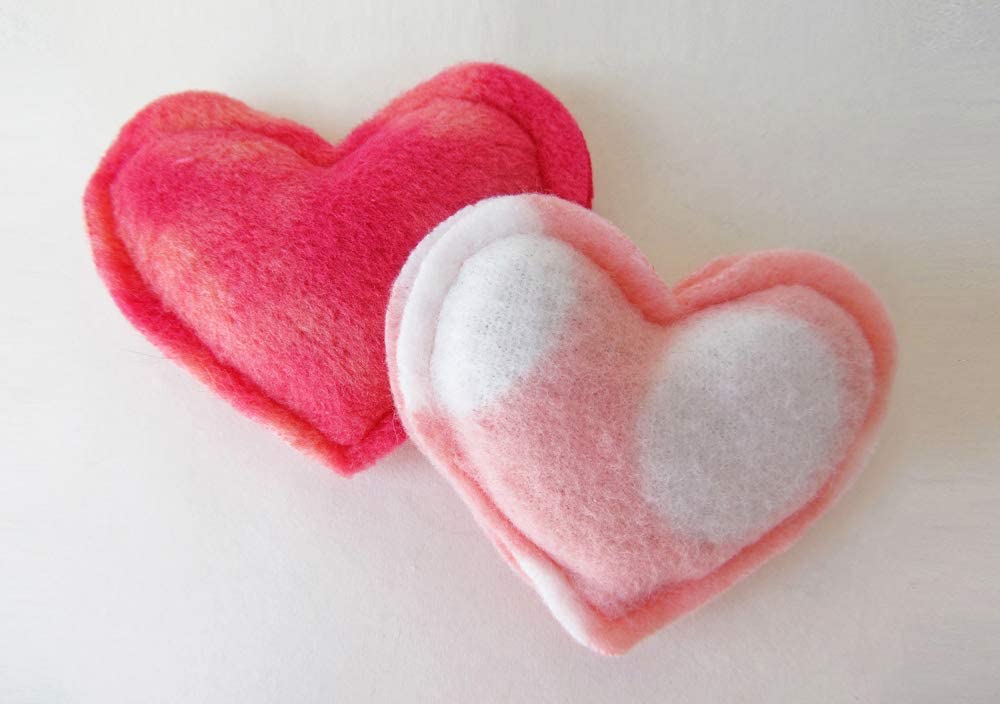 Hissy Hearts 2 pk