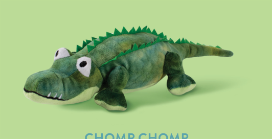 Fringe Studio CROC-A-GATOR-PLUSH DOG TOY in green with white teeth and eyes