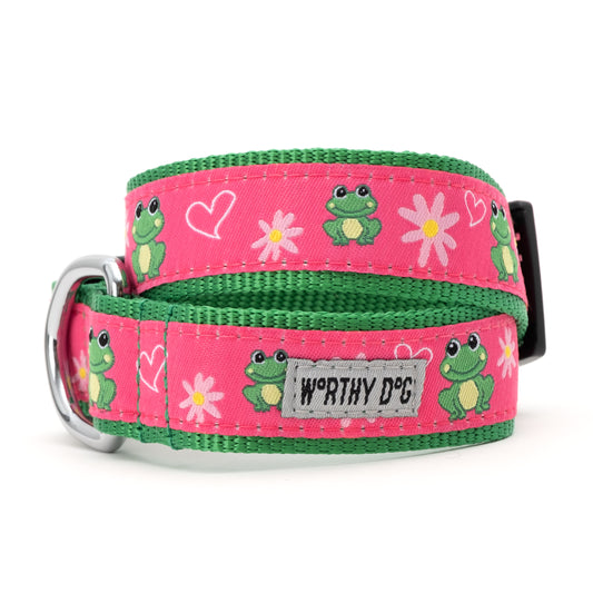The Worthy Dog Ribbit Collar in pink and green with frog and flower pattern