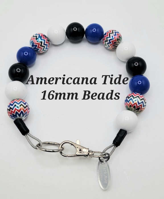 Americana Tide 16mm Beads lanyard with white, black, blue, and chevron patterned beads