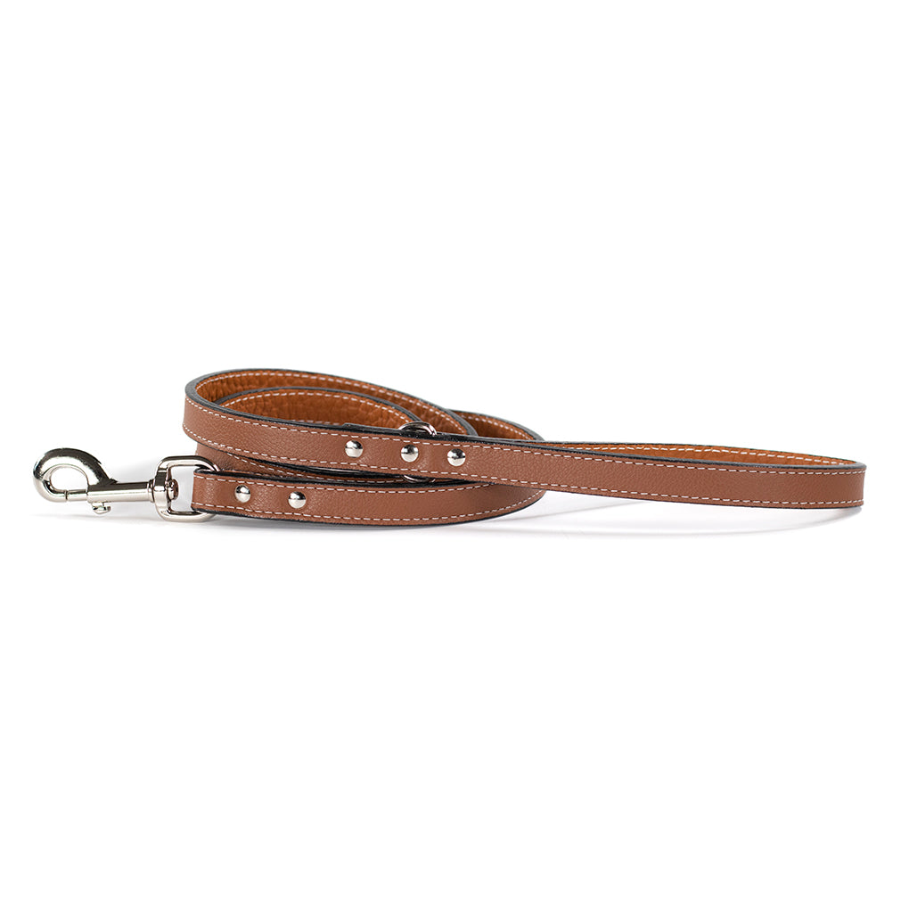 Auburn Leather Tuscan leash in brown leather with silver hardware