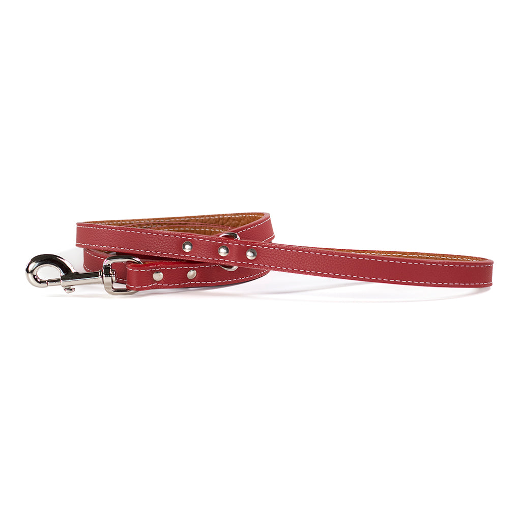 Auburn Leather Tuscan leash in red with white stitching and silver metal hardware