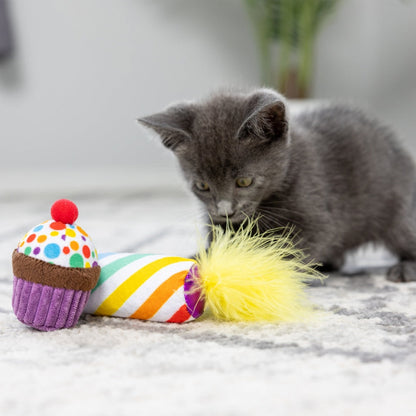 Me-Wow Cupcake & Candle 2pk Cat Toy
